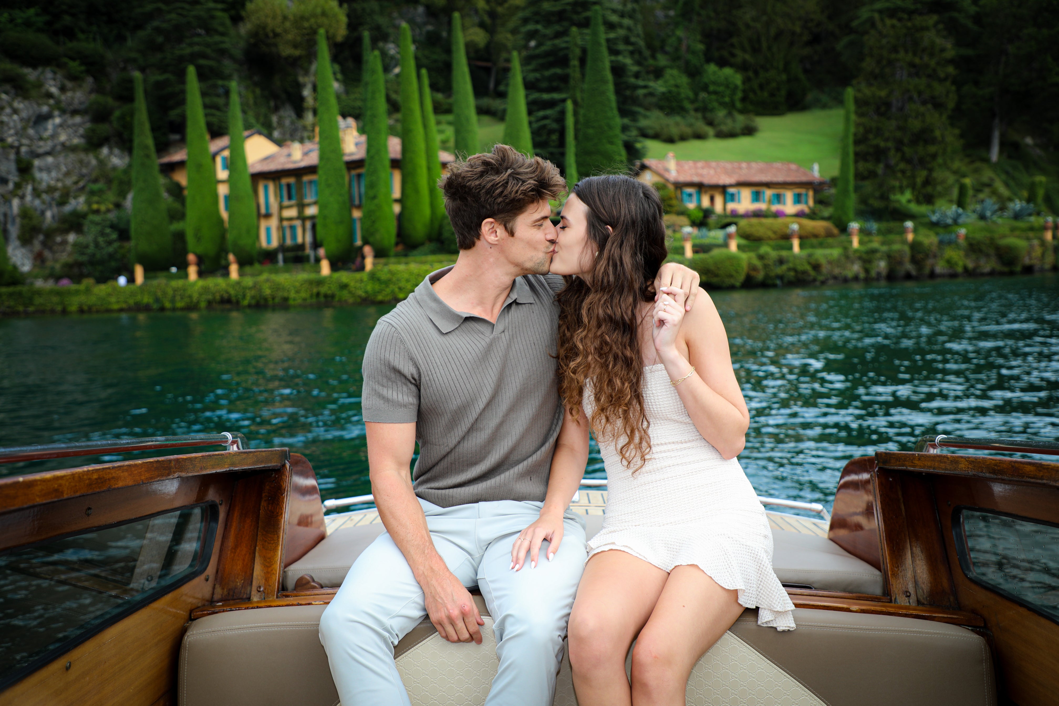 Proposal on the Private Boat in Lake Como Photographer Lake Como